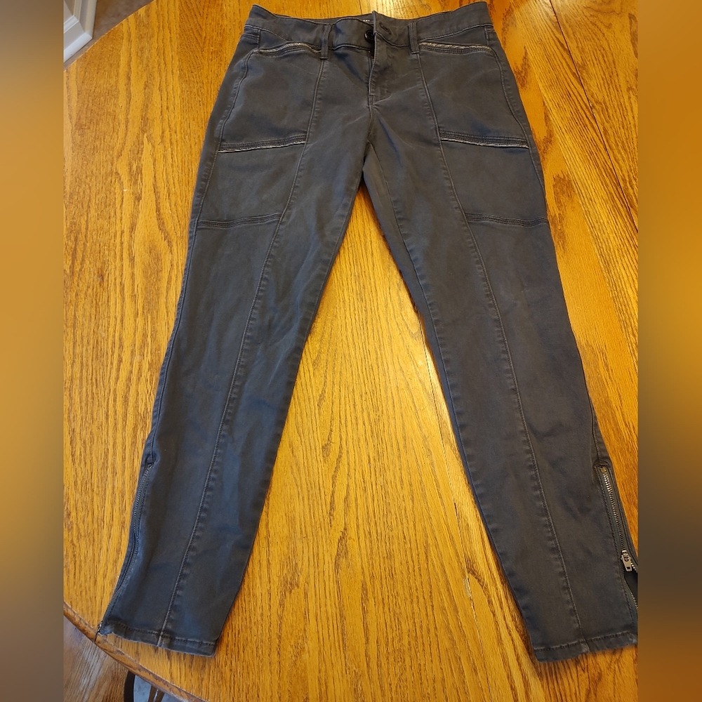 Charcoal The Skinny Ankle Beaded Jeans - WHBM Size 6
